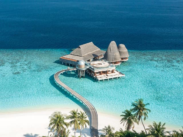 Anantara kihavah maldives villas vista aerea restaurantes